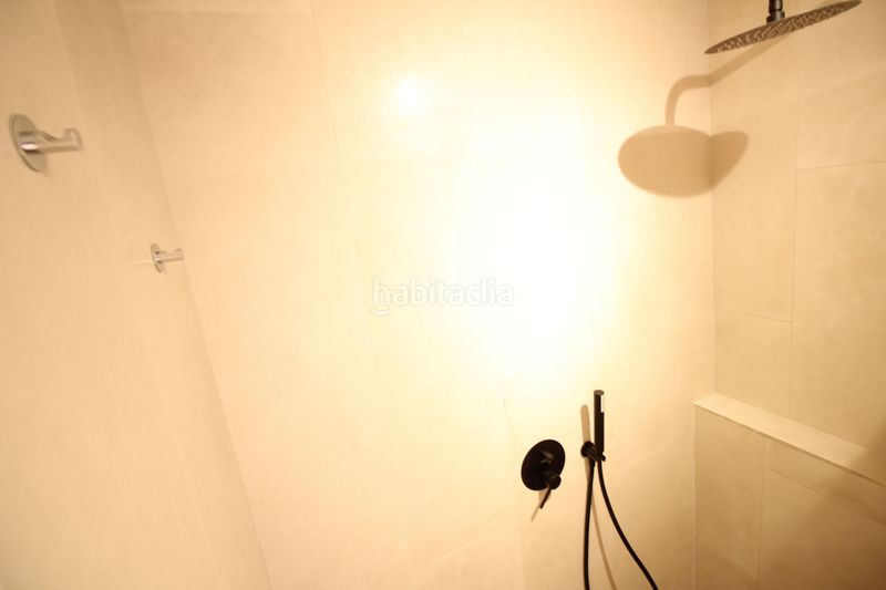 Foto a045e4ab-48d0-4633-9c9c-18845b3e2088. Estudi a galatas 5 a Cristo de la Epidemia Málaga