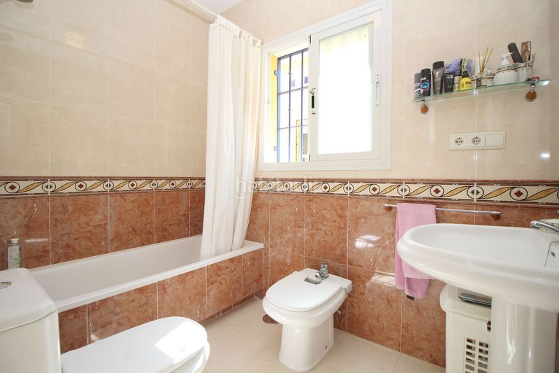 Foto beb19d9a-9359-4e6f-b45c-1fd5548836b1. Casa adossada a torreon 6 a Cerrado de Calderón - Hacienda Paredes Málaga