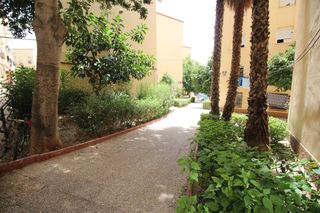 Pis a Obispo gaspar de molina 5. Oportunidad en las flores, malaga 2 dormitorios en una ubicación