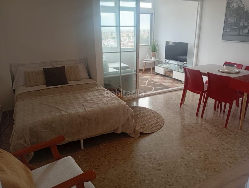 Foto 8ac38d1b-7f0a-4276-bd90-a0cdd4126bd9. Rent studio in rogelio oliva 11 in Guadalmar Málaga