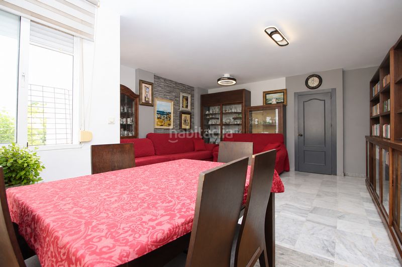 Foto a6cef300-6588-4f90-86bf-712000215da3. Penthouse in hernan nuñez de toledo 14 in Pinares de San Antón Málaga