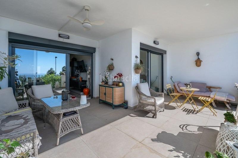 Foto 21681ad2-bd13-48e4-ac6e-78c6aad21025. Piso apartamento con magníficas vistas, aerotermia, suelos radiantes, terraza y jardínrivado en Benalmádena