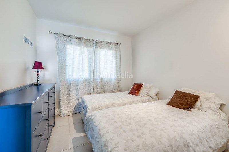 Foto ebde0dc1-1b3d-4c63-8c0e-de480a485ee2. Piso apartamento con magníficas vistas, aerotermia, suelos radiantes, terraza y jardínrivado en Benalmádena