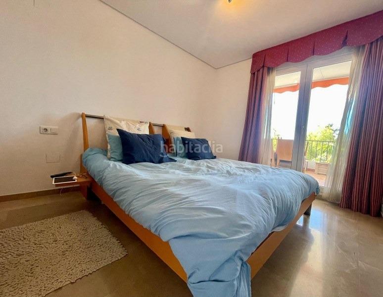Foto 13a11a2f-47f8-4e17-9298-c291df8cc509. Piso  amplisimo con vistas, en una urbanizacion de mucho prestigio en torrequebrada en Benalmádena