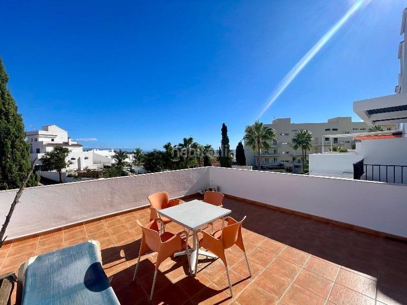 Foto 9689d78d-9494-4d57-9f2d-f20ebde6ede9. Piso  amplisimo con vistas, en una urbanizacion de mucho prestigio en torrequebrada en Benalmádena