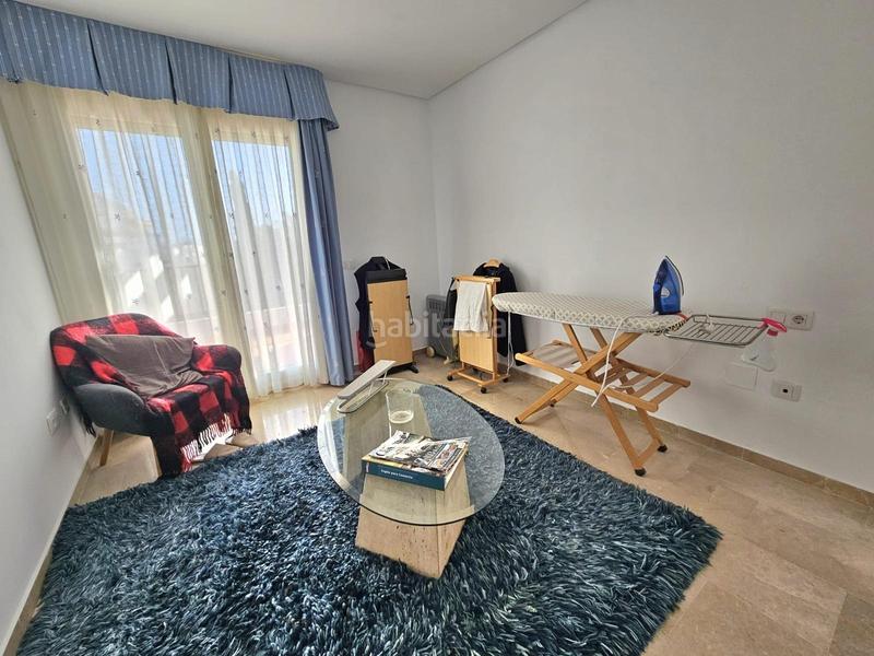 Foto a6ddff28-725e-410a-b88c-ff642ce435d6. Piso  amplisimo con vistas, en una urbanizacion de mucho prestigio en torrequebrada en Benalmádena