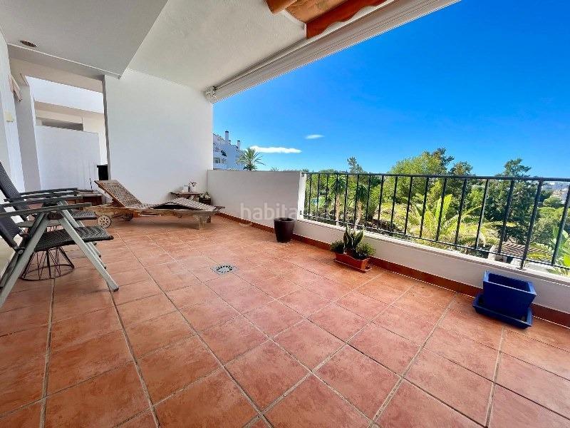 Foto df9e77fb-dc3d-4276-84e2-7c4912f35156. Piso  amplisimo con vistas, en una urbanizacion de mucho prestigio en torrequebrada en Benalmádena