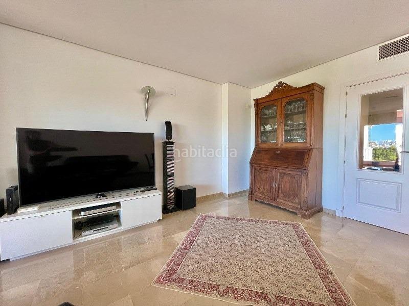 Foto e6d0c27f-3eeb-4af5-8205-aac18e78d38e. Piso  amplisimo con vistas, en una urbanizacion de mucho prestigio en torrequebrada en Benalmádena