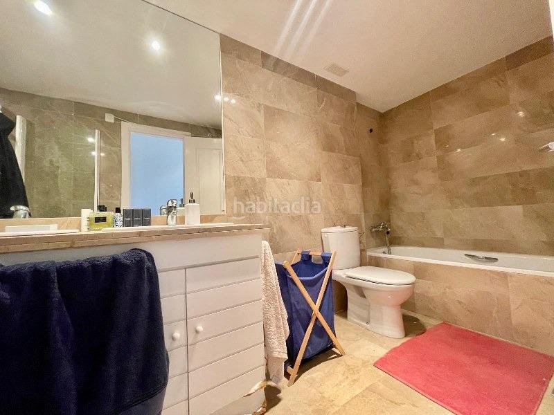 Foto f48ef191-cce8-4982-883c-1abf3c020abb. Piso  amplisimo con vistas, en una urbanizacion de mucho prestigio en torrequebrada en Benalmádena