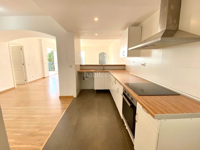 Foto 646a1507-cb22-451c-8df6-665f40139e72. Apartament amb aparcament piscina a Mijas golf Mijas