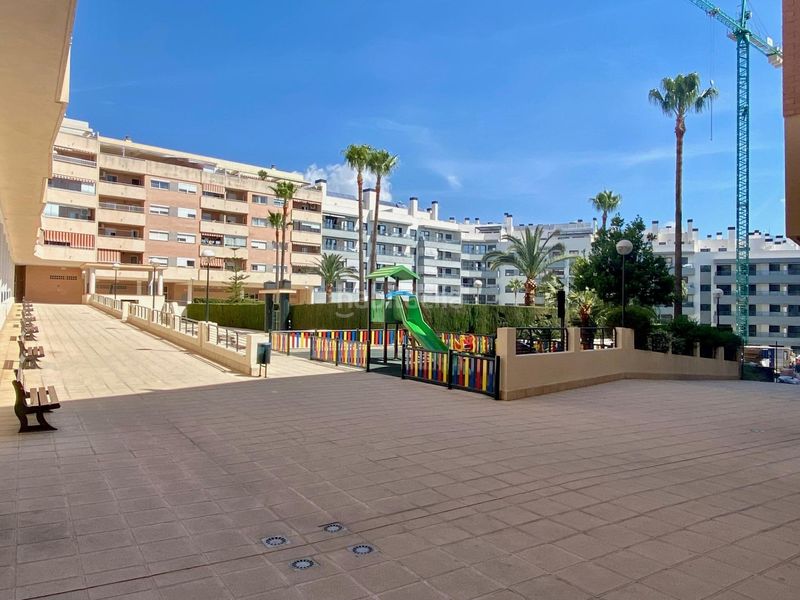 Foto d6b8cc6f-d34e-4afa-ba84-cd9f3256127f. Pis amb aparcament piscina a Los Ríos Mijas