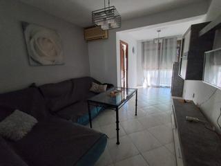 Location Appartement  Pasaje escritor pérez de rivas. Piso junto a la facultad de derecho