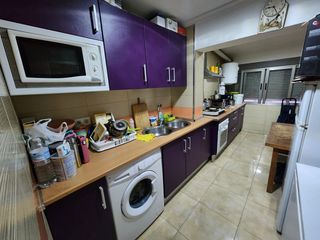 Flat  Calle motril. Piso en calle motril