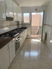 Rent Flat  N/a. Centro