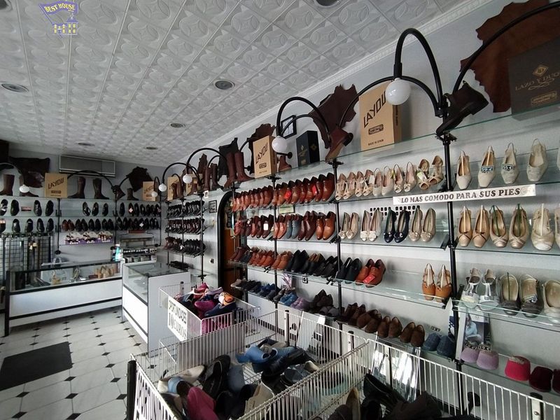 Foto 5f1e374c-0e4b-40e7-ae03-e30c9b3eee84. Local comercial a Arcos de la Frontera