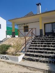 Masia a Arcos de la Frontera. Venta de parcela con construcción