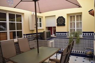 Casa en Arcos de la Frontera. Venta de casa con garaje  zona las canteras