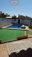 Rent Chalet in Arcos de la Frontera. Alquiler de chalet en alquier en el santiscal para el periodo es