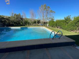 Mas à Arcos de la Frontera. Se vende casa de campo con terreno en zona de la venta el pavo