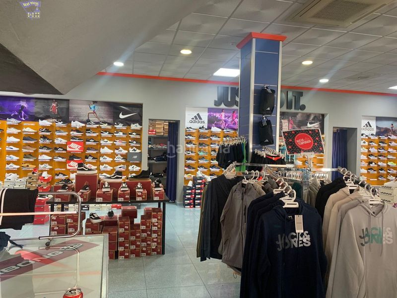 Foto 83d9bba9-6feb-4ca5-963f-d4b6214ef81b. Local comercial a Arcos de la Frontera