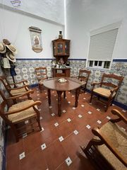 Casa a Arcos de la Frontera. Se vende casa en zona de la cuesta de la rujana