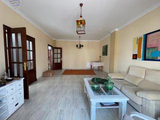 Casa a Arcos de la Frontera. Se vende casa independiente en zona del portichuelo
