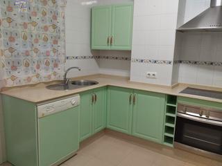 Location Appartement à Arcos de la Frontera. Se alquila piso para profesores en zona de las canteras hasta el