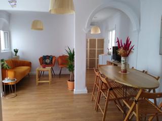 Casa en Arcos de la Frontera. Se vende casa independiente por la zona del casco antiguo