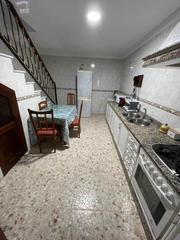 Casa a Arcos de la Frontera. Se vende casa independiente en zona cercano a centro