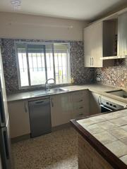 Casa en Arcos de la Frontera. Se vende casa en zona de las palomas