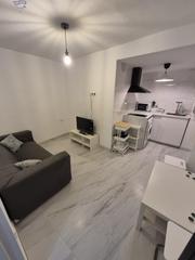 Maison à Arcos de la Frontera. Se vende casa reformada en patio de vecinos en zona cercana a ce