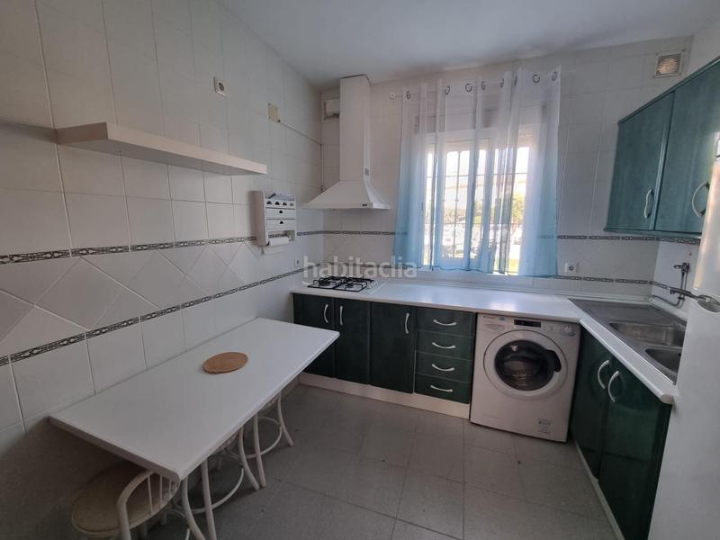 Foto 0a5c36aa-84ea-4292-a45c-45d334539969. Casa amb aparcament a Arcos de la Frontera