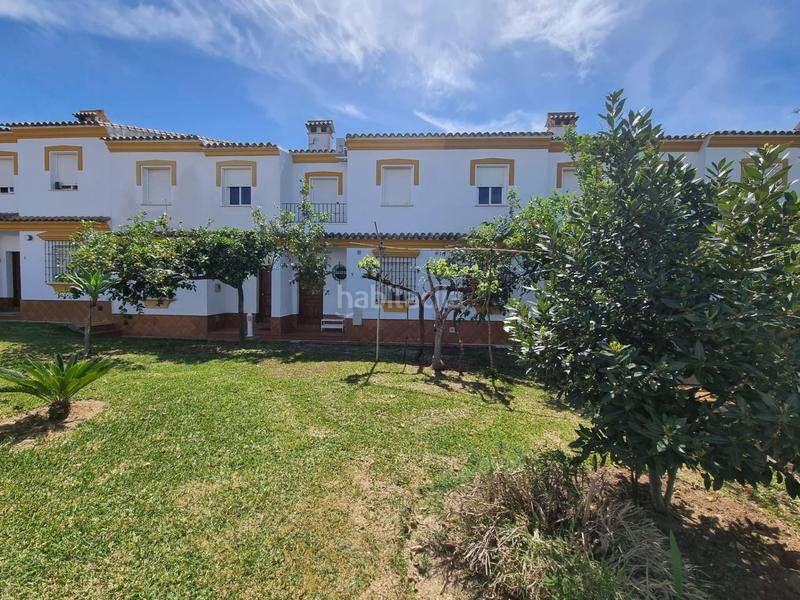 Foto 797255aa-f12b-4e73-96fe-14798ac966eb. Casa amb aparcament a Arcos de la Frontera