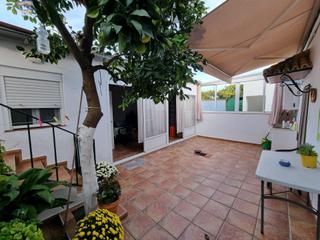 Maison à Arcos de la Frontera. Se vende casa independiente en zona de la junta de los ríos