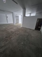 Local Comercial a Arcos de la Frontera. Se vende local en planta baja en zona cercano a centro