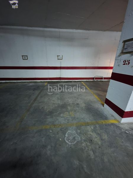 Foto eb096b4e-78ea-46ba-a9f0-57ac7bfef9a0. Aparcament cotxe a Arcos de la Frontera