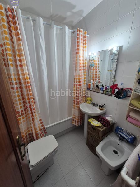 Foto ae77dce2-50df-4f78-b338-f37578788e1b. Casa adossada a Arcos de la Frontera