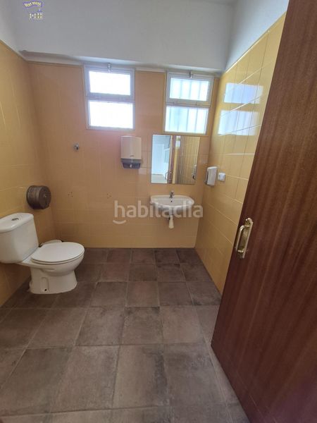 Foto 81d597d7-c1a1-40a3-99d6-9e4d5c4b1eb6. Local comercial a Arcos de la Frontera