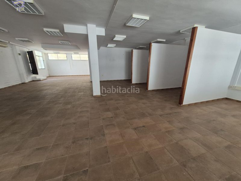 Foto dc70c9d3-b4bb-4af1-bc7e-c298a866fcdc. Local comercial a Arcos de la Frontera