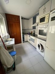 Pis a Arcos de la Frontera. Se vende piso en zona de las canteras