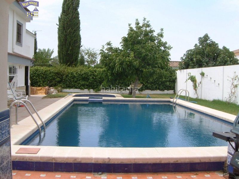 Foto 88eeb87c-2911-4a1f-b5bd-f3ca35276240. Chalet con piscina in Arcos de la Frontera