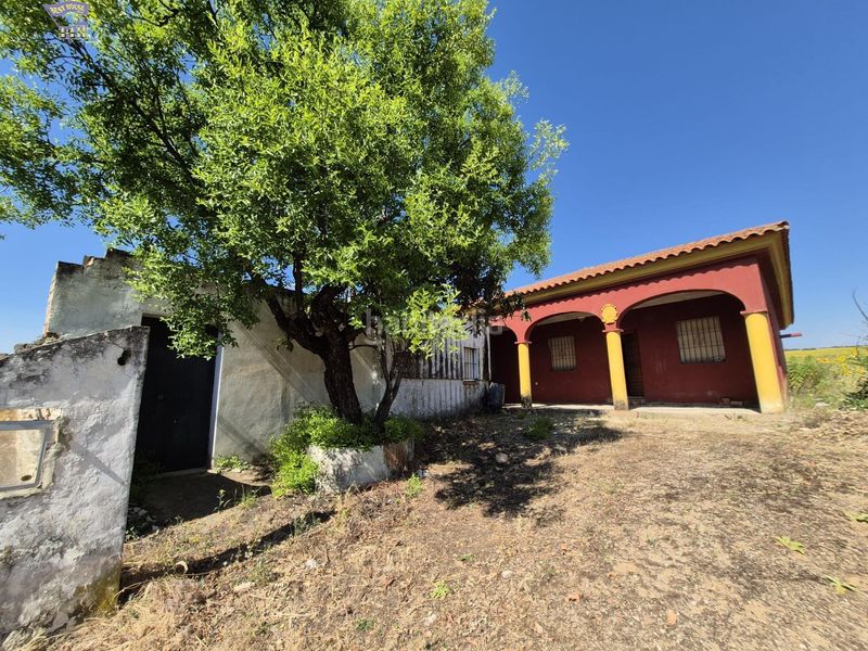 Foto c5325c10-8b70-4e36-8378-73d12d91db94. Masia a Arcos de la Frontera