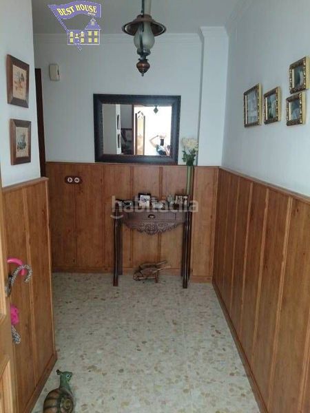 Foto 9aa1f126-2ccd-4900-9943-eecf4dd1f0b3. Casa adossada a Arcos de la Frontera