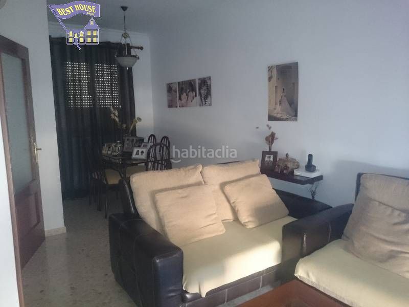 Foto a1babda3-18ea-4866-82f6-9a32103adb27. Casa adossada a Arcos de la Frontera