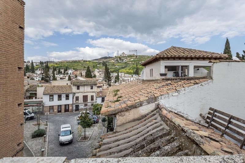 Foto 0e43e339-8da1-4971-8f65-79d8fc5f9264. Casa  singular en barrio histórico del albayzín en Granada