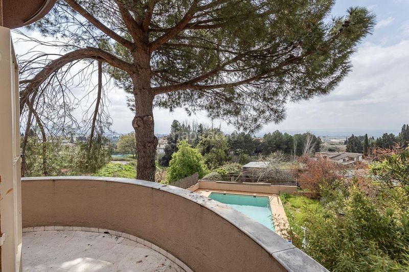 Foto 1621dc38-22ae-4e36-9967-97daf97a7710. Casa amb aparcament piscina a Peligros
