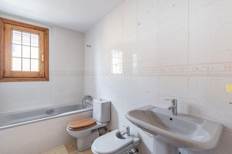 Foto 94cd6b6d-20fa-4732-800e-ffb9b606dc07. Casa amb aparcament piscina a Peligros