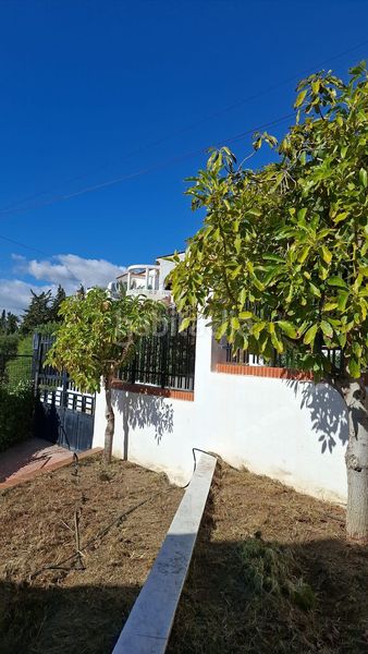Foto c59d17cd-43a9-49a7-92fb-8522de003657. Casa amb aparcament a Monte los Almendros - El Pargo - Costa Aguilera Salobreña