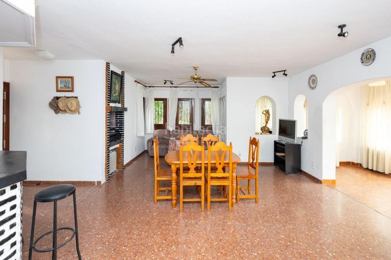 Foto dc6a1dd4-dded-4491-880d-3c484b81b2aa. Casa amb aparcament a Monte los Almendros - El Pargo - Costa Aguilera Salobreña
