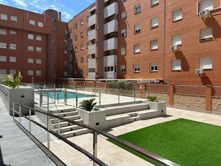 Lloguer Pis a Av. F. Garcia Lorca - Nueva Estación Autobuses. Piso para estudiantes en zona avenida federico garcía lorca, gra